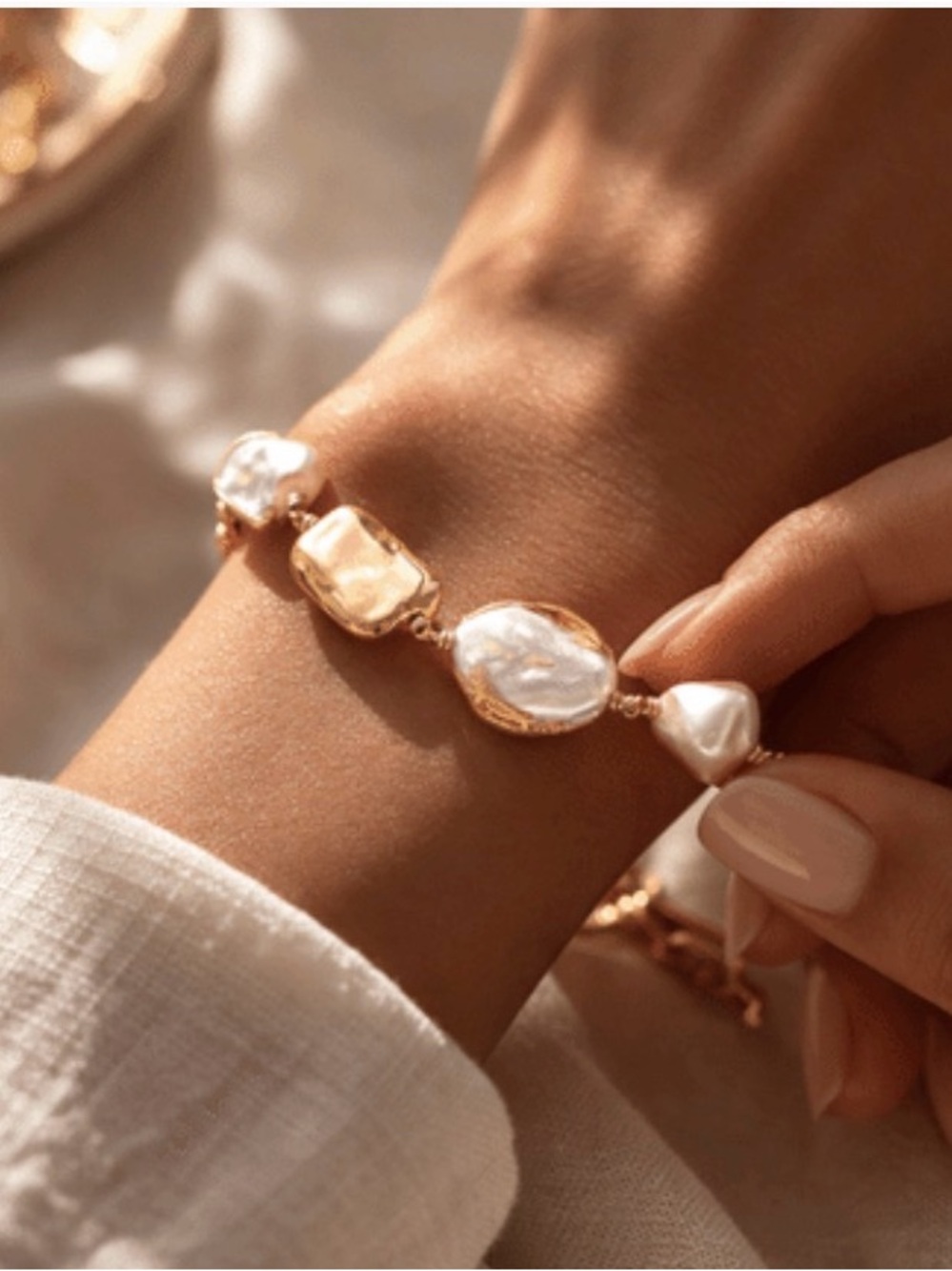 Modern Treasures Freshwater Pearl Gold Bracelet